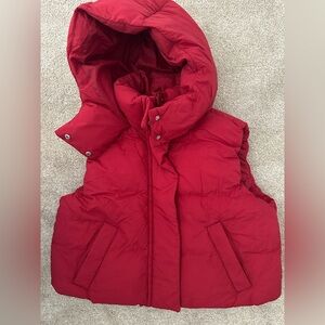 GAP Women's Red Puffer Vest